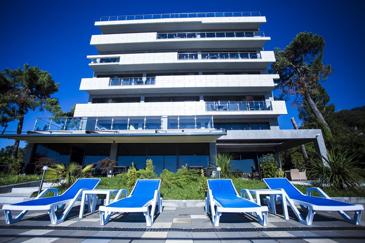 Hotel Gonio Inn 4*