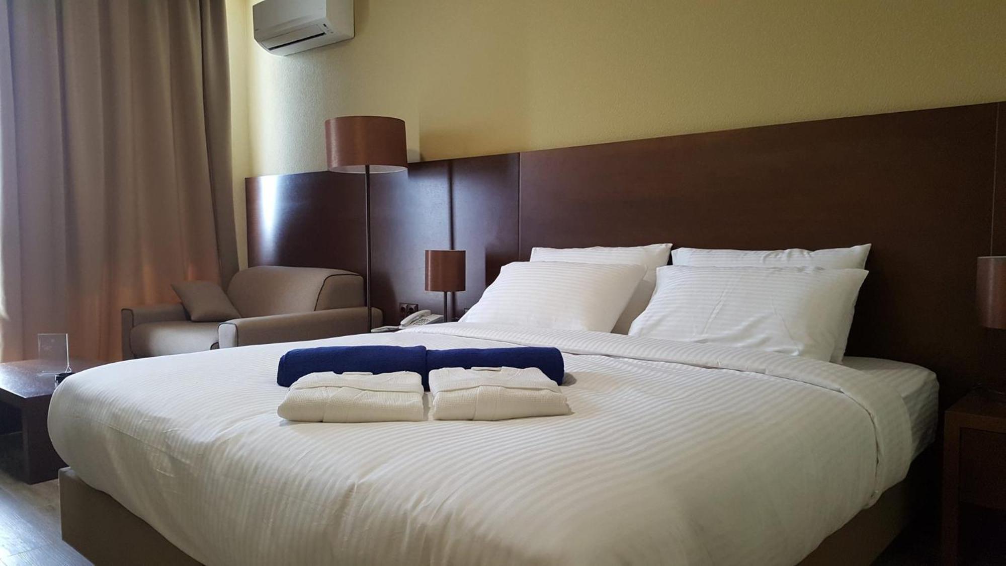 Hotel Gonio Inn 4*