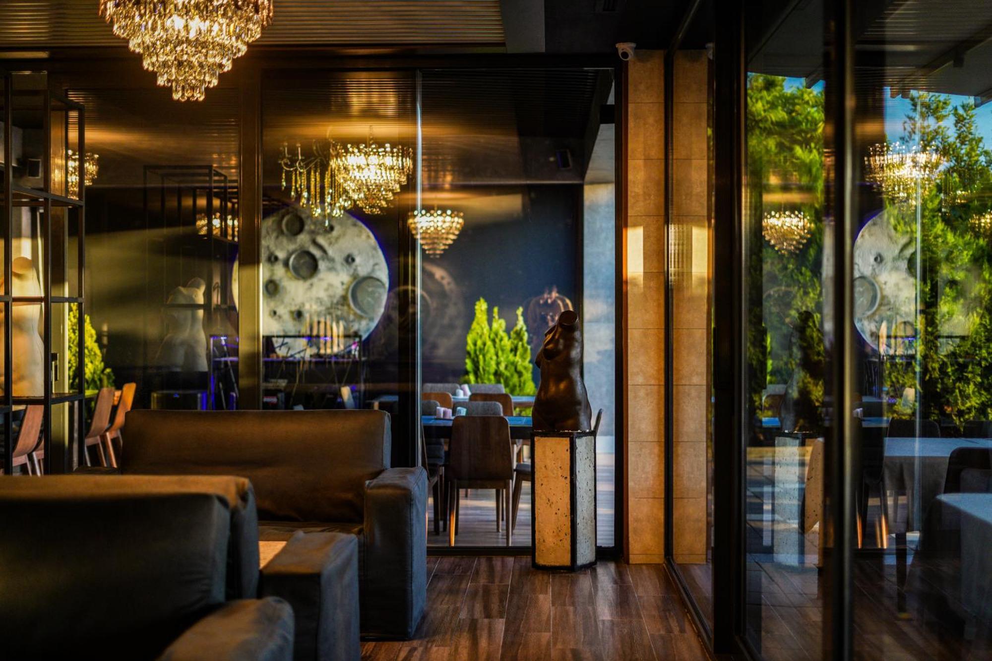 Hotel Gonio Inn 4*