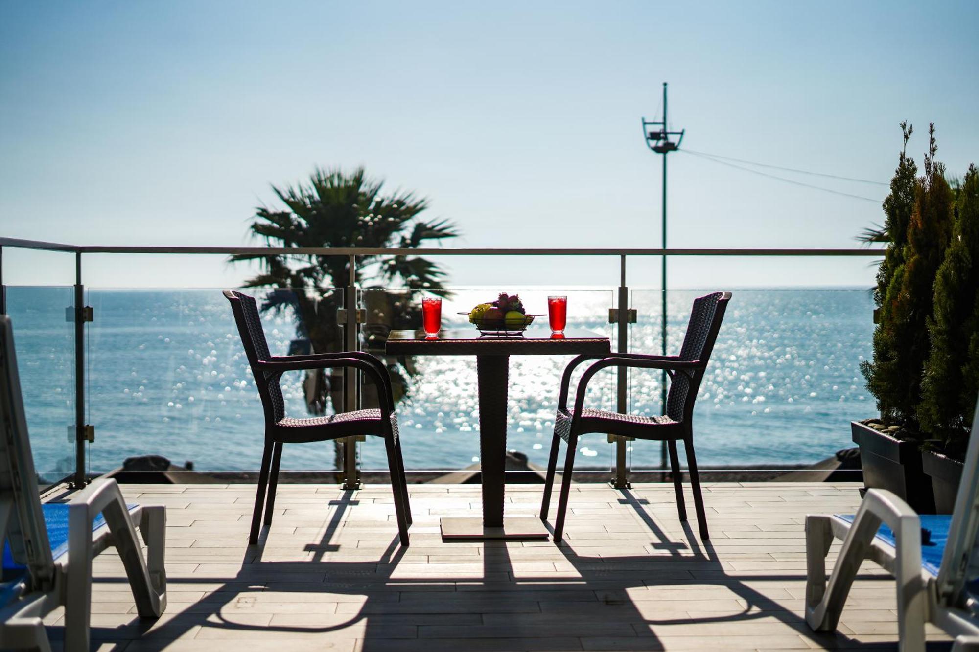 Hotel Gonio Inn 4*
